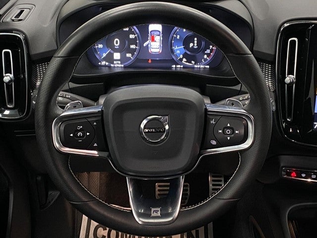 2020 Volvo XC40 T5 AWD R-Design