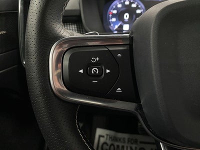 2020 Volvo XC40 T5 AWD R-Design