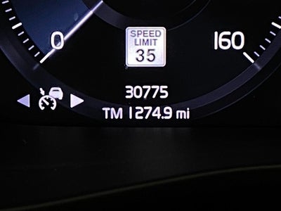 2020 Volvo XC40 T5 AWD R-Design