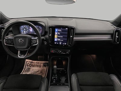 2020 Volvo XC40 T5 AWD R-Design