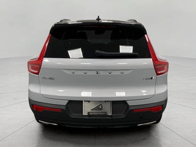 2020 Volvo XC40 T5 AWD R-Design