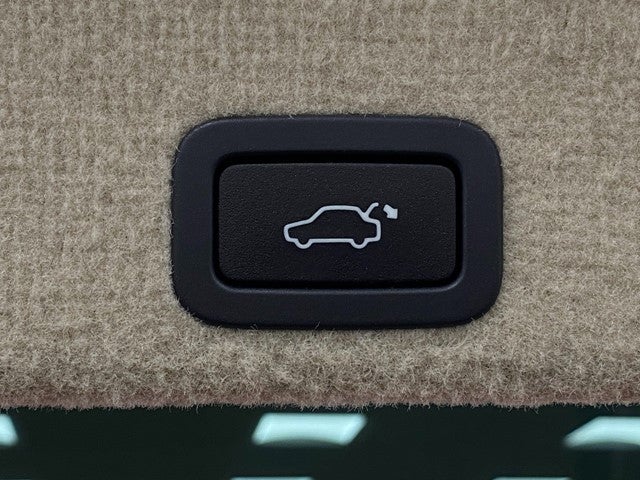 2015 Volvo XC60 SPORT UTILITY