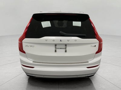 2021 Volvo XC90 T6 AWD Momentum 7P