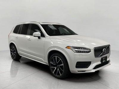 2021 Volvo XC90 T6 AWD Momentum 7P
