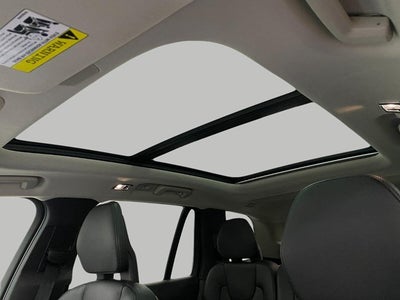 2021 Volvo XC90 T6 AWD Momentum 7P