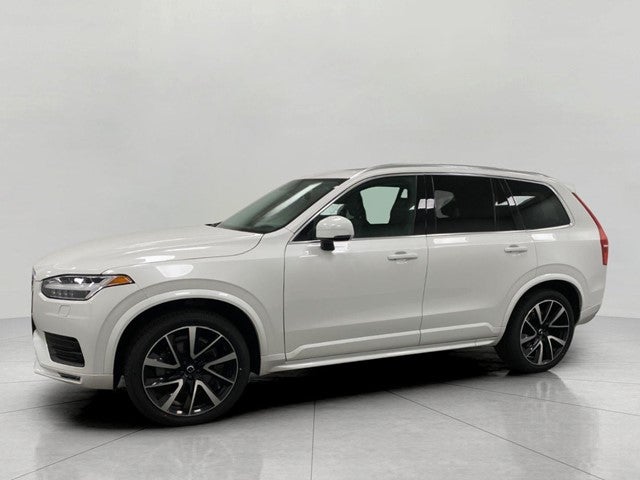 2021 Volvo XC90 T6 AWD Momentum 7P