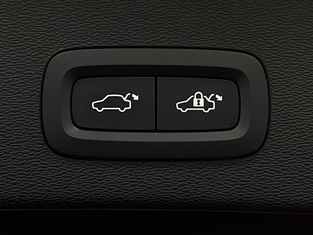 2023 Volvo C40 Recharge Pure Electric Twin eAWD Ultimate