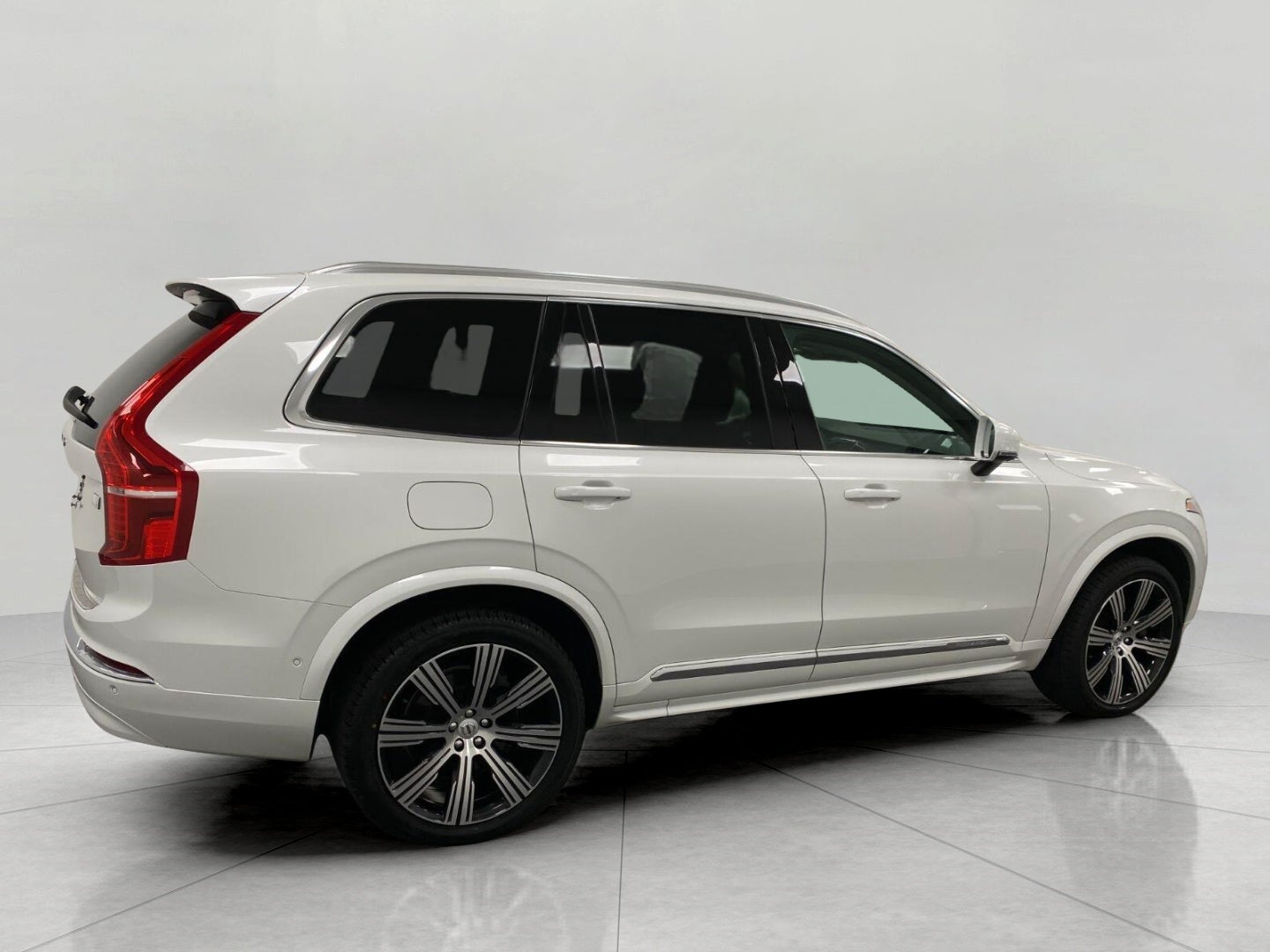 2023 Volvo XC90 Recharge Plug-In Hybrid T8 eAWD PHEV Plus Bright Theme 7P