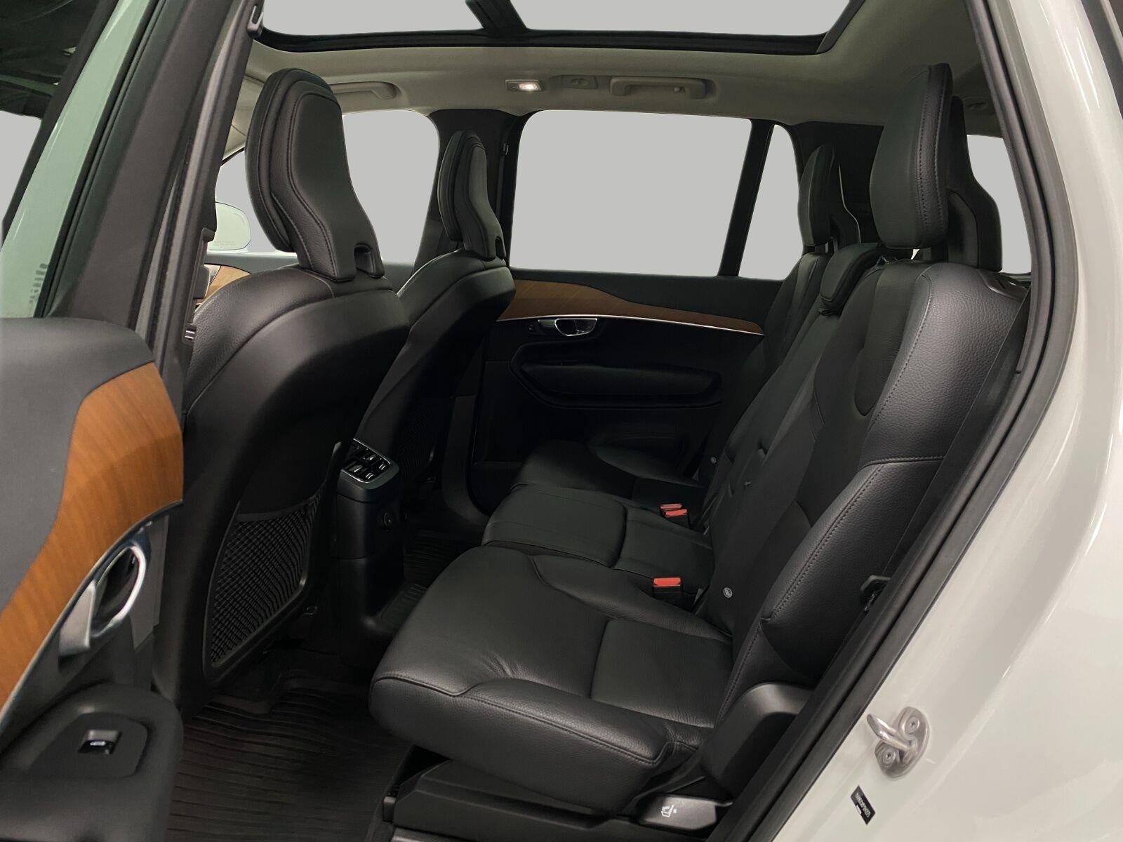 2023 Volvo XC90 Recharge Plug-In Hybrid T8 eAWD PHEV Plus Bright Theme 7P