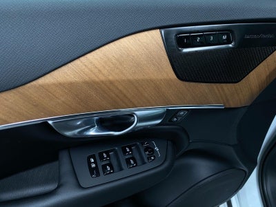 2023 Volvo XC90 Recharge Plug-In Hybrid T8 eAWD PHEV Plus Bright Theme 7P