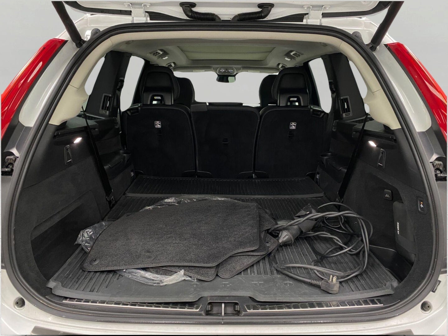 2023 Volvo XC90 Recharge Plug-In Hybrid T8 eAWD PHEV Plus Bright Theme 7P