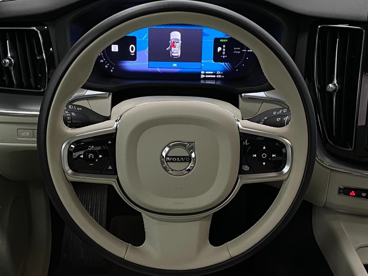 2024 Volvo XC60 Recharge Plug-In Hybrid T8 eAWD PHEV Core Dark Theme