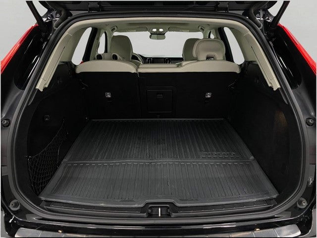 2024 Volvo XC60 Recharge Plug-In Hybrid T8 eAWD PHEV Core Dark Theme