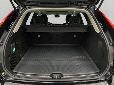 2024 Volvo XC60 Recharge Plug-In Hybrid T8 eAWD PHEV Plus Dark Theme