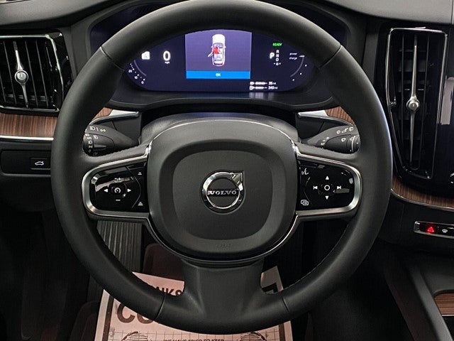 2024 Volvo XC60 Recharge Plug-In Hybrid T8 eAWD PHEV Plus Dark Theme