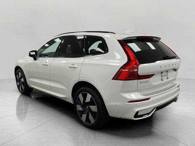2024 Volvo XC60 Recharge Plug-In Hybrid T8 eAWD PHEV Ultimate Dark Theme