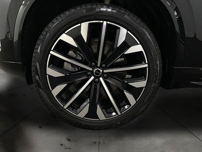 2026 Volvo XC90 Plug-In Hybrid T8 AWD Plus 6-Seater