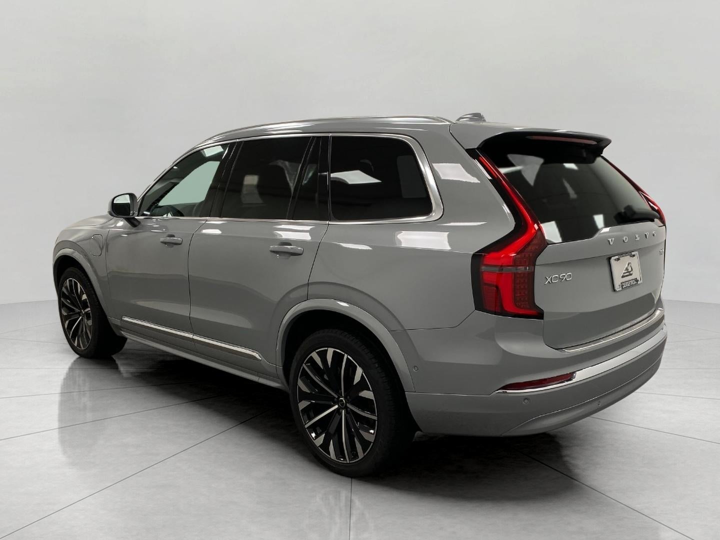 2025 Volvo XC90 Plug-In Hybrid 2025.5 T8 AWD Plus 7-Seater