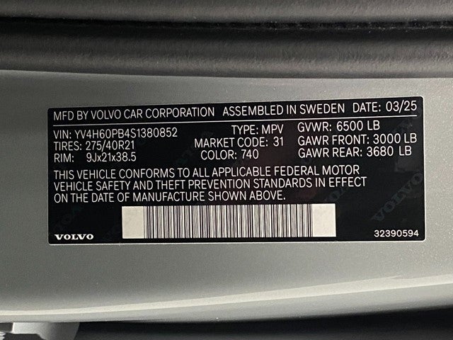 2025 Volvo XC90 Plug-In Hybrid 2025.5 T8 AWD Plus 7-Seater