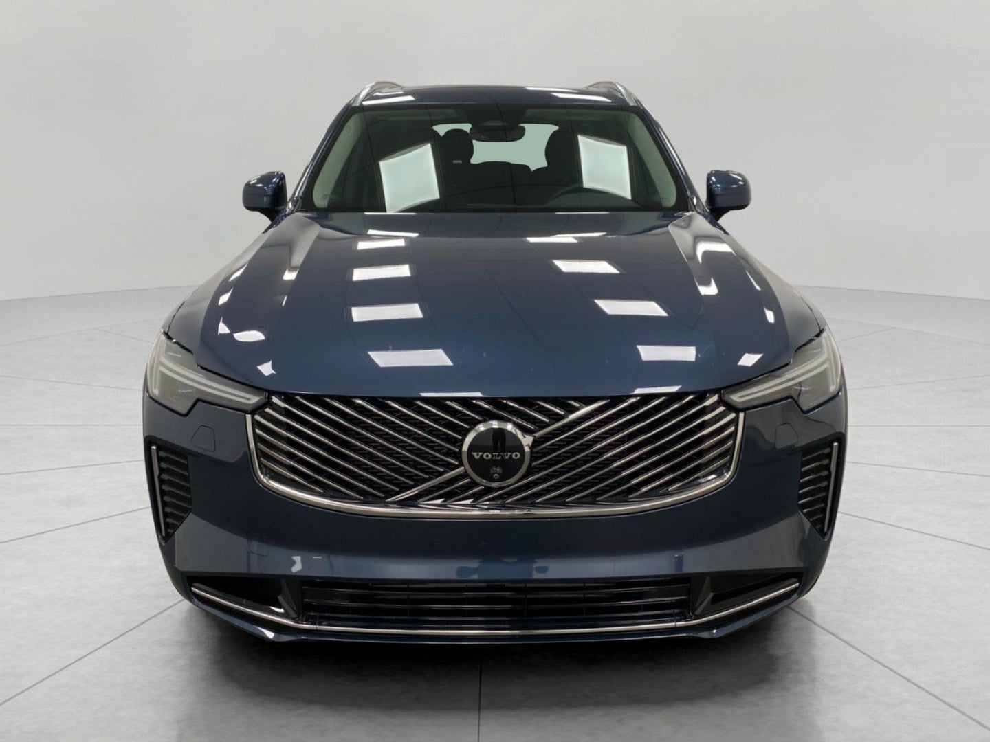 2026 Volvo XC90 Plug-In Hybrid T8 AWD Plus 7-Seater