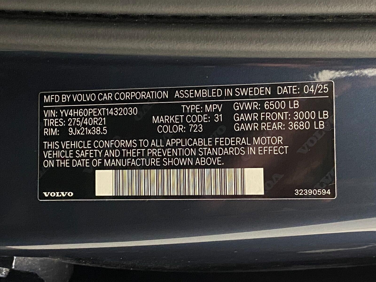 2026 Volvo XC90 Plug-In Hybrid T8 AWD Plus 7-Seater
