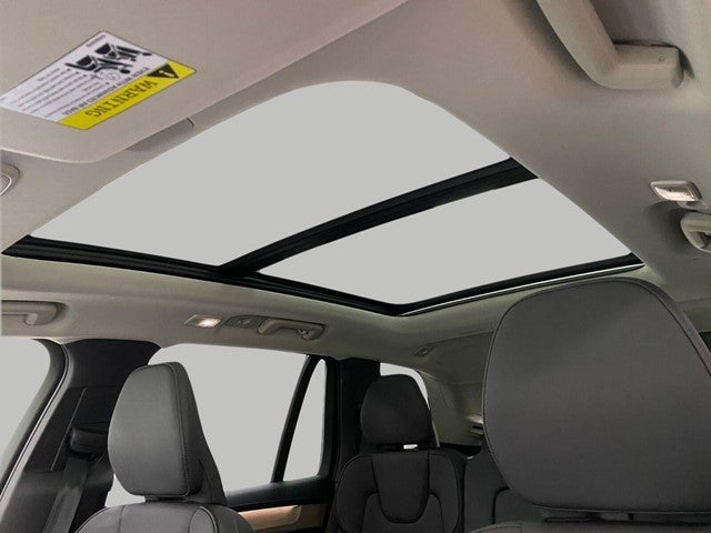 2026 Volvo XC90 Plug-In Hybrid T8 AWD Plus 7-Seater