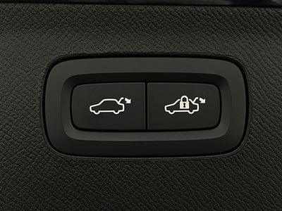2026 Volvo XC90 Plug-In Hybrid T8 AWD Plus 7-Seater
