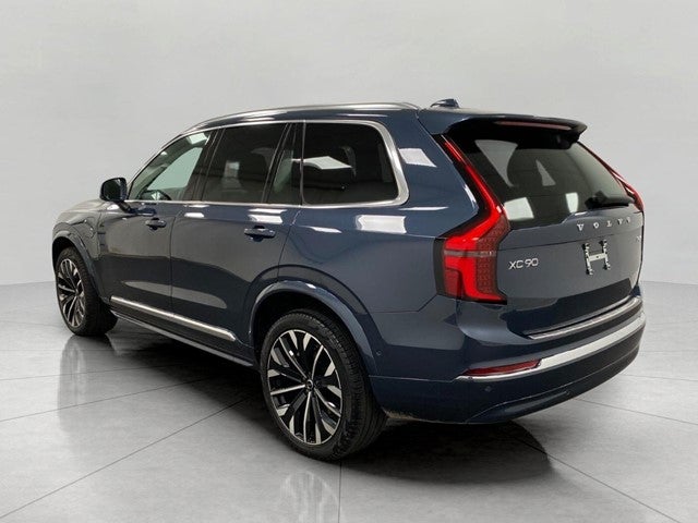 2026 Volvo XC90 Plug-In Hybrid T8 AWD Plus 7-Seater