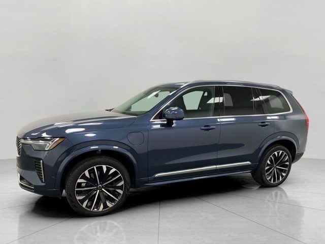 2026 Volvo XC90 Plug-In Hybrid T8 AWD Plus 7-Seater