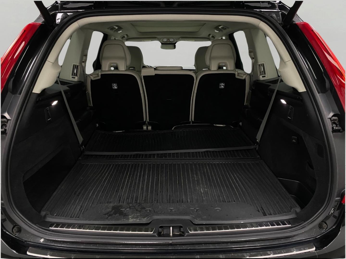2023 Volvo XC90 B5 AWD Plus 7P