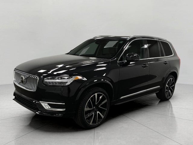 2023 Volvo XC90 B5 AWD Plus 7P