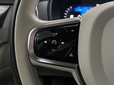 2023 Volvo XC90 B5 AWD Plus 7P
