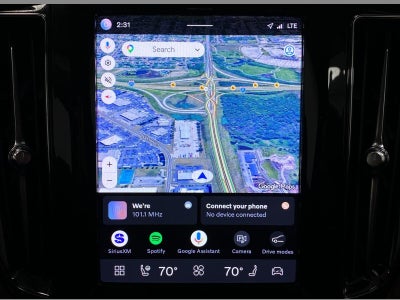 2023 Volvo XC60 B5 AWD Ultimate Bright Theme