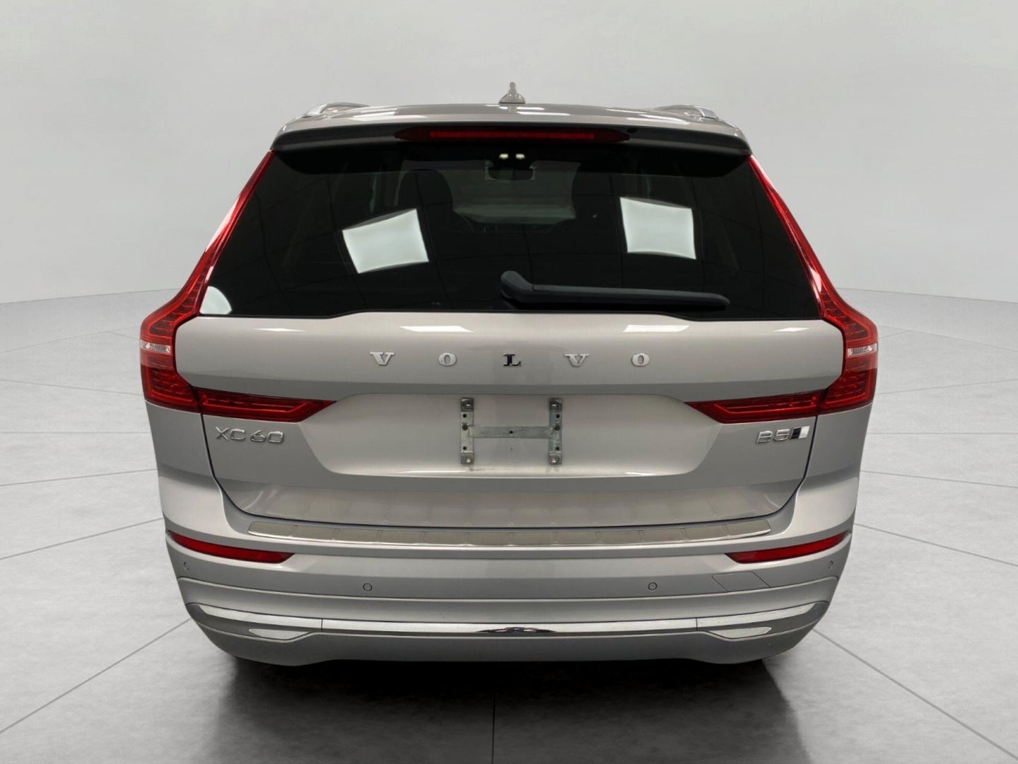 2023 Volvo XC60 B5 AWD Ultimate Bright Theme