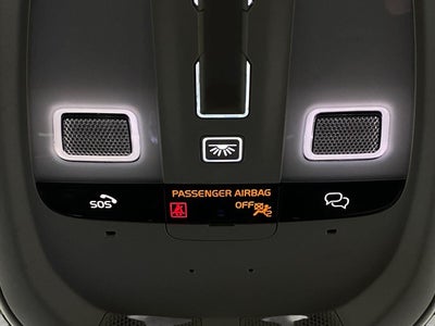 2023 Volvo XC60 B5 AWD Ultimate Bright Theme