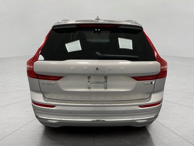 2023 Volvo XC60 B5 AWD Ultimate Bright Theme
