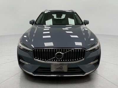 2023 Volvo XC60 B5 AWD Ultimate Bright Theme