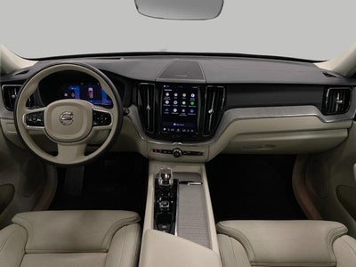 2023 Volvo XC60 B5 AWD Ultimate Bright Theme