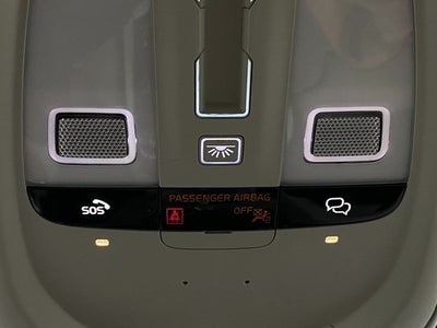 2023 Volvo XC60 B5 AWD Ultimate Bright Theme