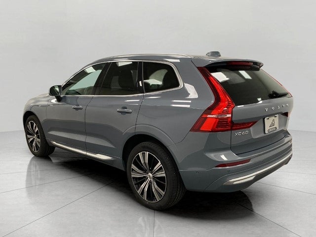 2023 Volvo XC60 B5 AWD Ultimate Bright Theme
