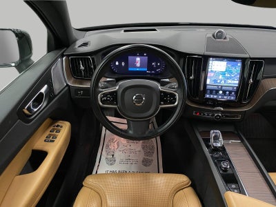 2022 Volvo XC60 B5 AWD Inscription