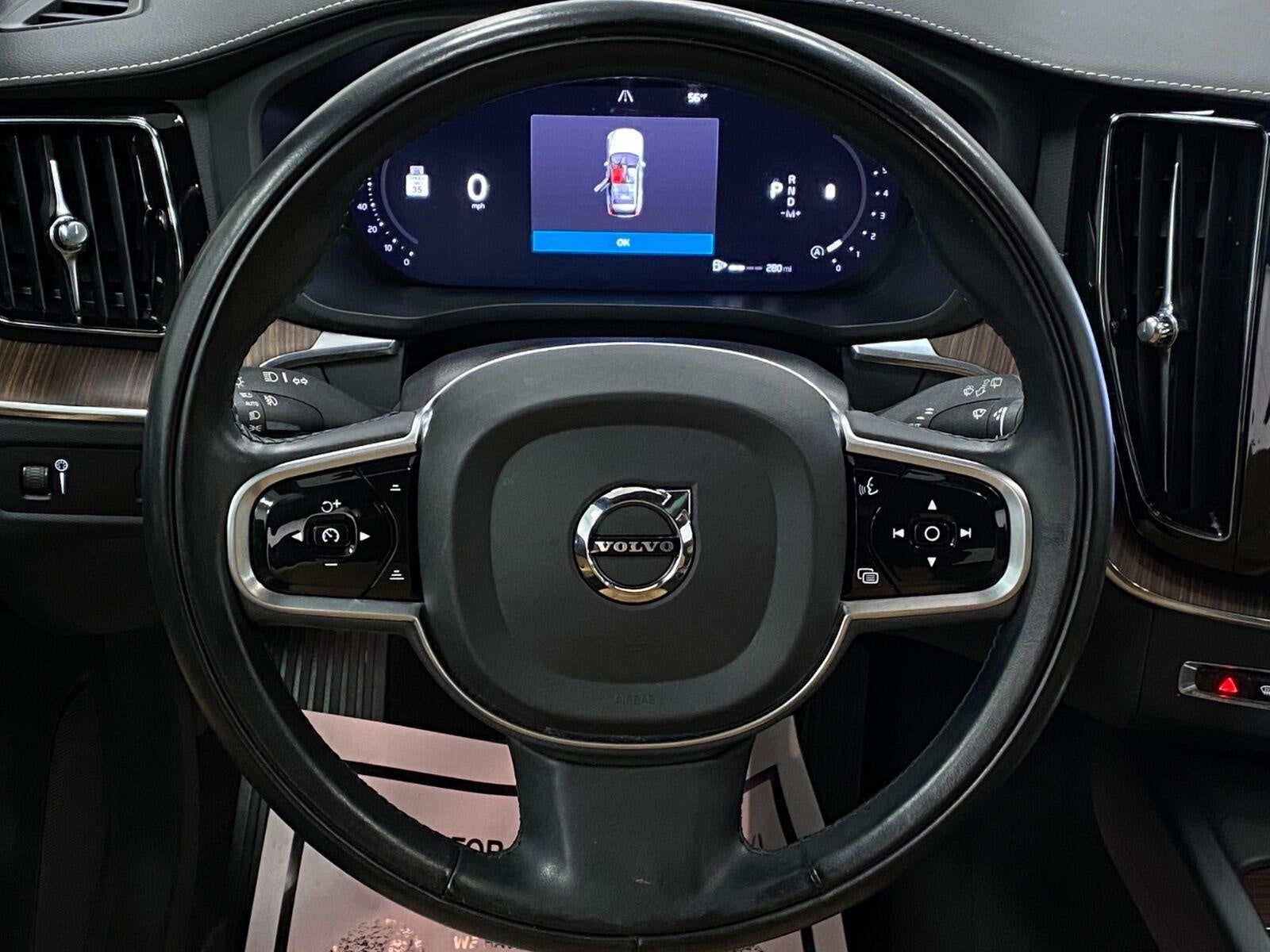 2022 Volvo XC60 B5 AWD Inscription