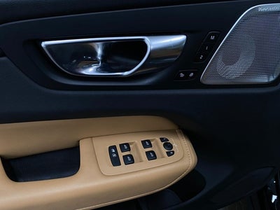 2022 Volvo XC60 B5 AWD Inscription