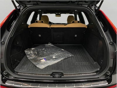 2022 Volvo XC60 B5 AWD Inscription