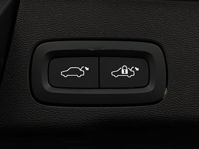 2022 Volvo XC60 B5 AWD Inscription