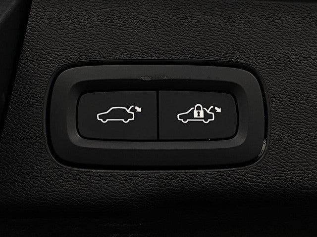 2022 Volvo XC60 B5 AWD Inscription