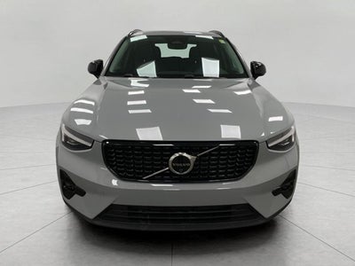 2026 Volvo XC40 B5 AWD Plus