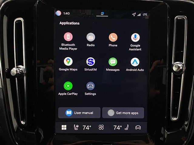 2026 Volvo XC40 B5 AWD Plus