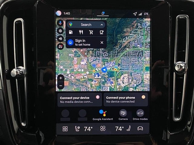 2026 Volvo XC40 B5 AWD Plus