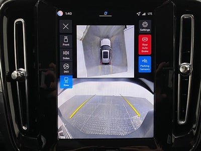 2026 Volvo XC40 B5 AWD Plus